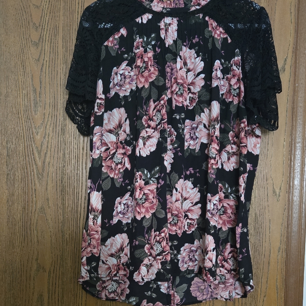 Floral Black and Pink Women's Top